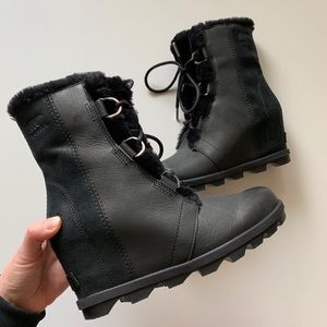Joan of Arctic Wedge II Lux Boot